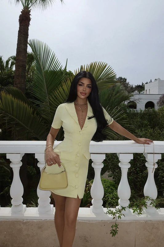 Robe Blazer Jaune Pastel – Mini Robe Chic à Boutons pour Été Élégant